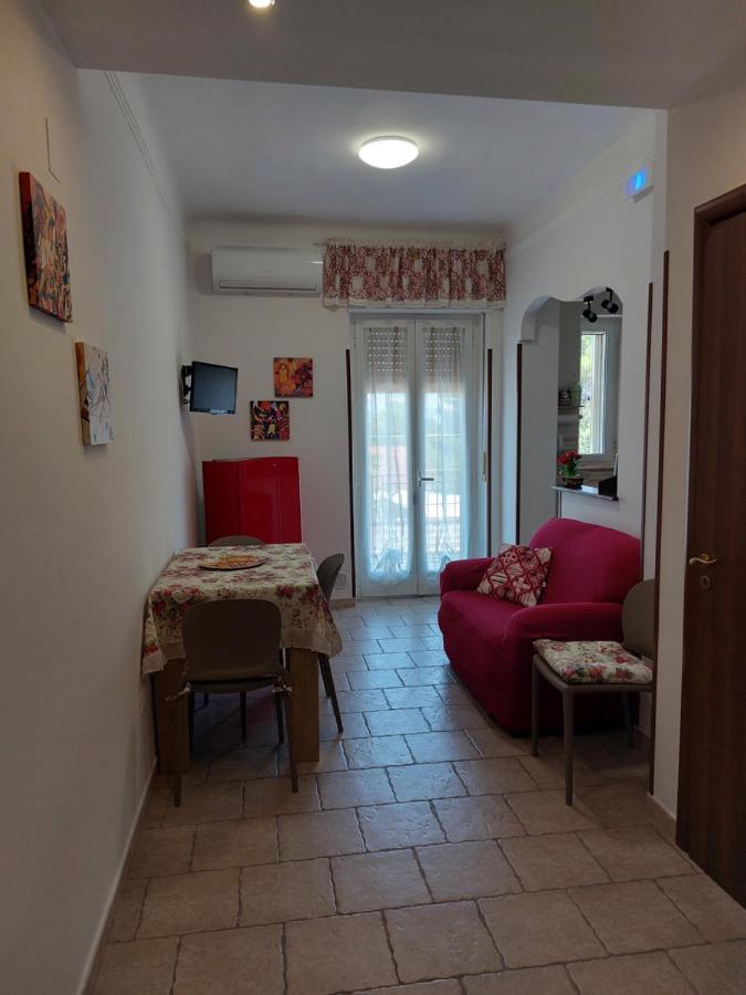 Marina Apartments Таранто Екстер'єр фото